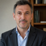 Ritratto generato di Elio Varenzi, persona fittizia